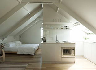 Studio au‑dessus du garage