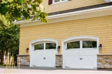 Comment donner fière allure à votre porte de garage