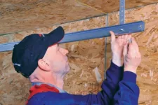 5 raisons d’engager un spécialiste pour réparer et faire la mise au point de votre porte de garage