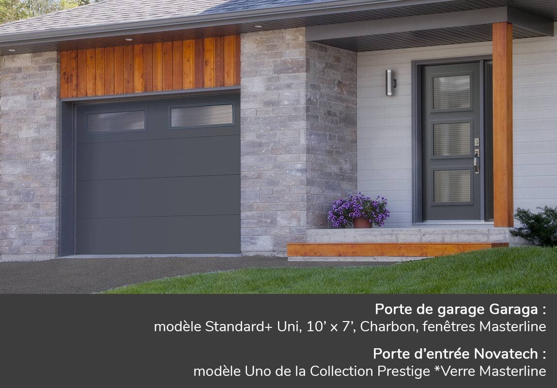 Porte de garage Garaga : modèle Standard+ Uni, 10’ x 7’, Charbon, fenêtres Masterline | Porte d’entrée Novatech : modèle Uno de la Collection Prestige *Verre Masterline